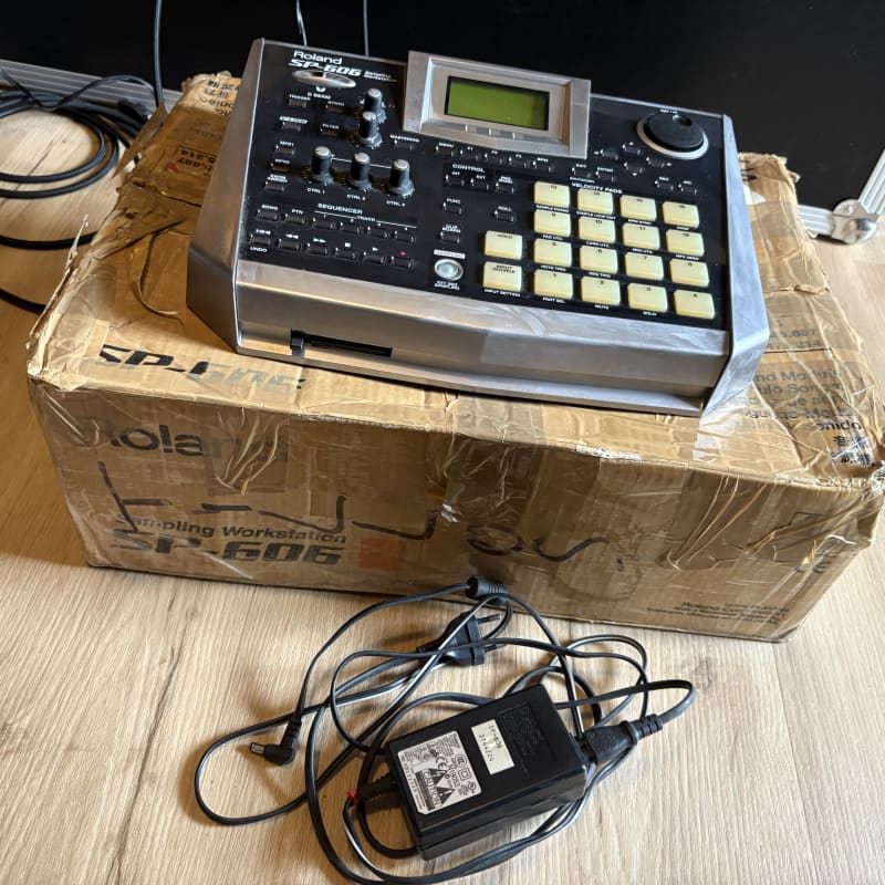 2000s Roland SP-606 Sampler Black