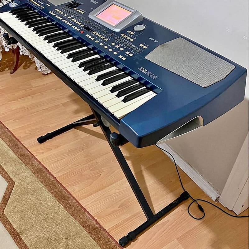 2000s Korg Pa500 61-Key Professional Arranger Keyboard Blue