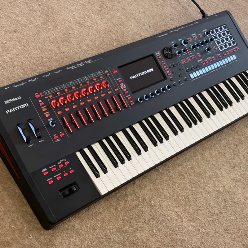 2024 - Present Roland Fantom 6 EX 61-Key Workstation Keyboard ...