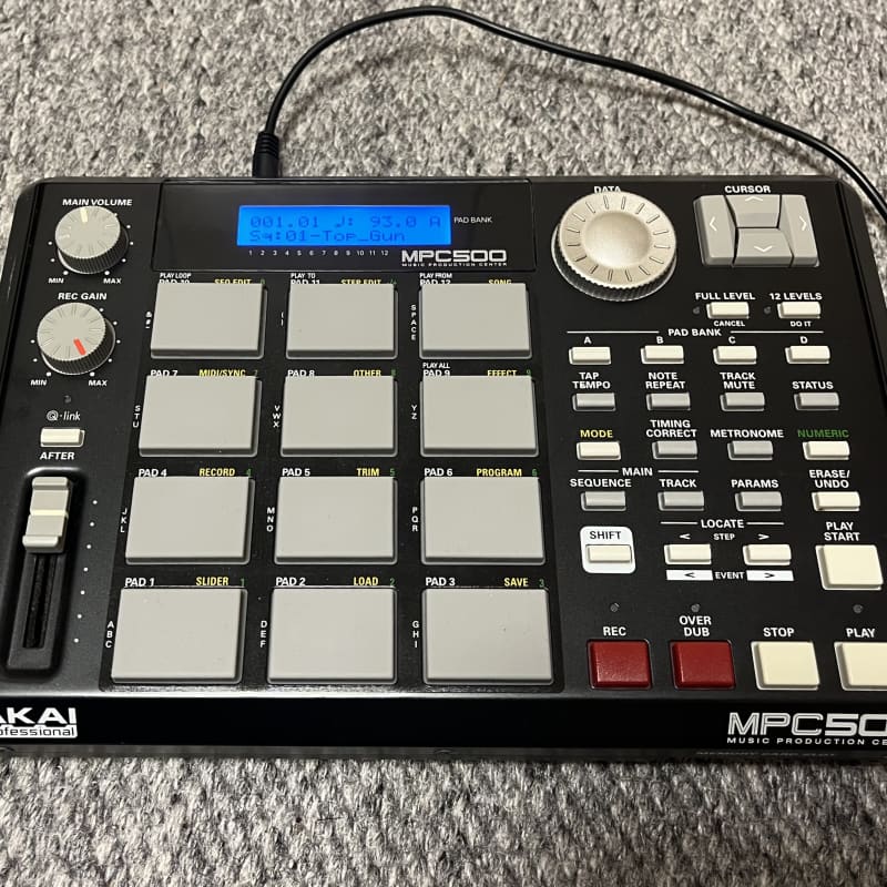 2006 - 2013 Akai MPC500 Music Production Center Black