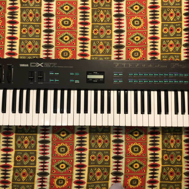1985 Yamaha DX100 Programmable Algorithm Synthesizer Black
