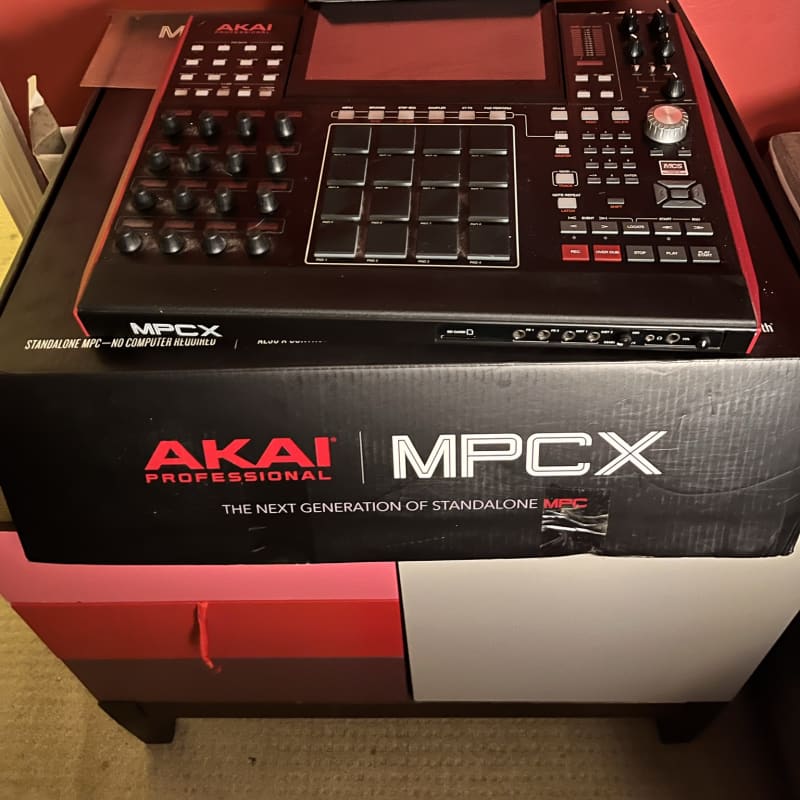 2017 - Present Akai MPC X Standalone Sampler / Sequencer Black