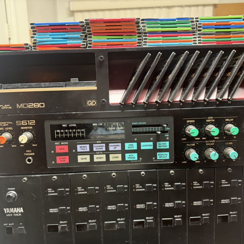 1985 Akai S612 MIDI Digital Sampler Black