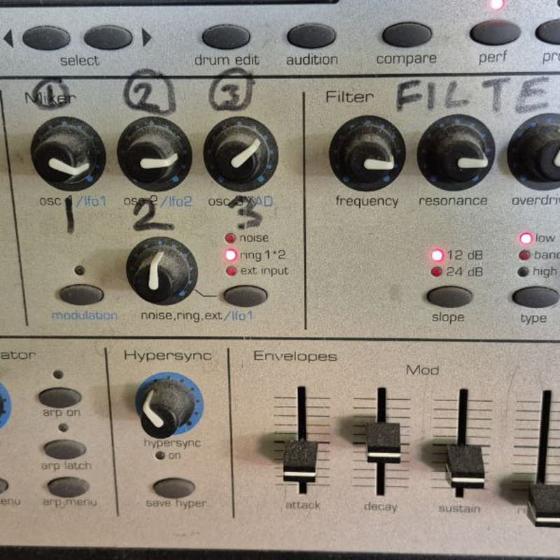 2002 Novation KS Rack 8-Voice Synthesizer Silver