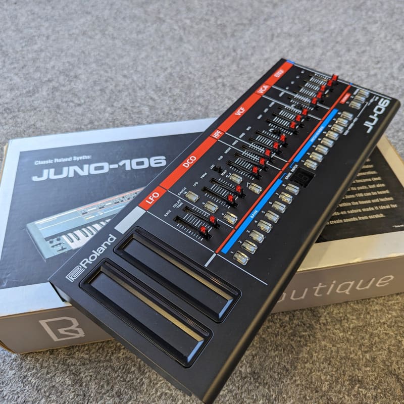 2015 - Present Roland JU-06 Boutique Series Digital Synthesize...