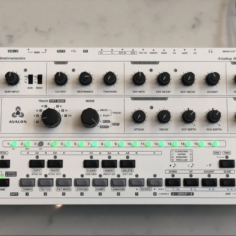 Abstrakt Instruments Avalon Analog Bassline Synthesizer Custom...