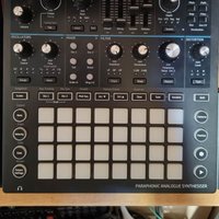 2017 - 2021 Novation Circuit Mono Station Paraphonic Synthesiz...