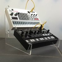 2018 Unbranded 2 Tier synth holder Clear Acrylic