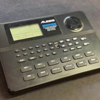 used 2010s Alesis SR-16 Drum Machine Black