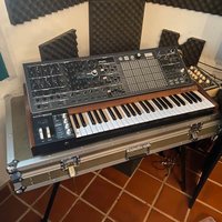 2017 - Present Arturia MatrixBrute 49-Key Synthesizer Black wi...