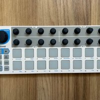 2014 - Present Arturia BeatStep MIDI Controller White