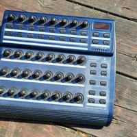 used 2010s Behringer B-Control Rotary BCR2000 USB/MIDI Control Surf...