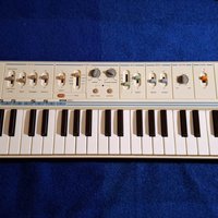 used 1980s Casio MT-45 Casiotone 49-Key Synthesizer White