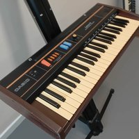 1980s Casio CT-101 Casiotone 49-Key Synthesizer Black / Natural