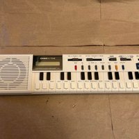 used 1979 - 1984 Casio VL-1 VL-Tone 29-Key Synthesizer Keyboard White