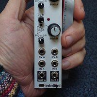 2013 - 2016 Intellijel uVCA II Dual Log / Lin VCA Eurorack Mod... used