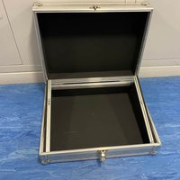 Mid 00s Traxs 19" rack mixer case Stucco Alum" new