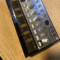 used 2013 - Present Korg Volca Bass Analog Bass Sequencer/Synthesiz...