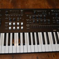 2020 - 2023 Korg Wavestate 37-Key Wave Sequencing Synthesizer ...
