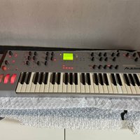 2000s Alesis Ion 49-Key Analog Modeling Synthesizer Silver