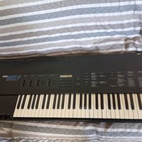 used 1980s Korg DSS-1 61-Key Digital S&ling Synthesizer Black
