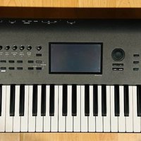 2020 - Present Korg Nautilus 61-Key Music Workstation Black