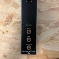 2020 Synthesizers.com Q110 Noise Source Module Black used