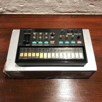 2016 - 2022 Korg Volca FM Digital FM Synthesizer/Sequencer Black