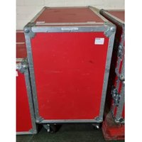 Gothard 16u Rack Red used