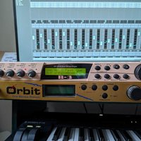 2002 E-MU Systems B-3 Rackmount 64-Voice Tone Wheel Organ Silver used