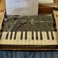2010s M-Audio Axiom Air Mini 32 Key USB MIDI Keyboard Controll...
