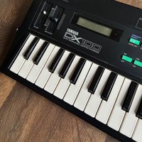 1985 Yamaha DX100 Programmable Algorithm Synthesizer Black used