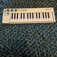 2017 - Present Arturia KeyStep 32-Key MIDI Controller White used