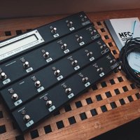 2010 - 2012 Fractal Audio MFC-101 Mark I MIDI Foot Controller ... used