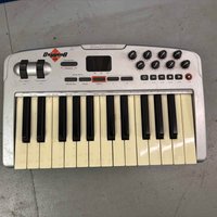 2006 - 2007 M-Audio Oxygen 8 V2 25-Key MIDI Controller Keyboar...