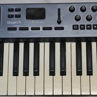 2014 - 2016 M-Audio Oxygen 25 MKIII MIDI Keyboard Controller Blue