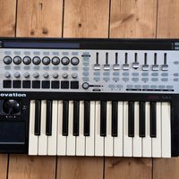 2010 Novation ReMOTE 25 SL MKII MIDI Controller Gray