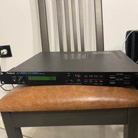 used 1992 Roland JV-880 Multi Timbral Synthesizer Module Black