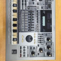 used 1998 - 2002 Roland MC-505 Groovebox Gray