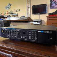 used 1985-1989 Roland MKS-7 Super Quartet Synthesizer Module Black