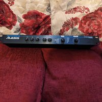 1991 - 1996 Alesis MicroVerb III 16-Bit Digital Reverb and Del...