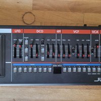 2015 - Present Roland JU-06 Boutique Series Synthesizer Module...