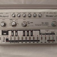 used 1981 - 1984 Roland TB-303 Bassline Synthesizer Module Silver