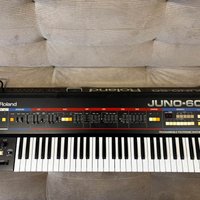 1982 - 1984 Roland Juno-60 61-Key Polyphonic Synthesizer Black used