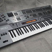 used 1991 - 1995 Roland JD-800 61-Key Programmable Synthesizer Carbon