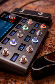 Fender Tone Master Pro Multi-Effects Guitar Workstation - Image 3