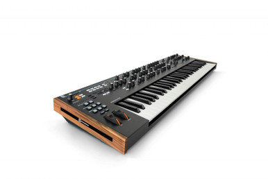 Novation Summit Two-part 16-voice 61 Key Polyphonic Synth