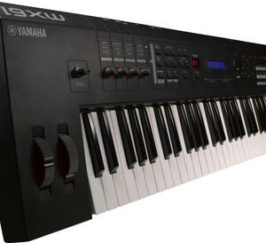 Yamaha MX61 MKII 61 Key Digital Synthesizer in Black - Image 2