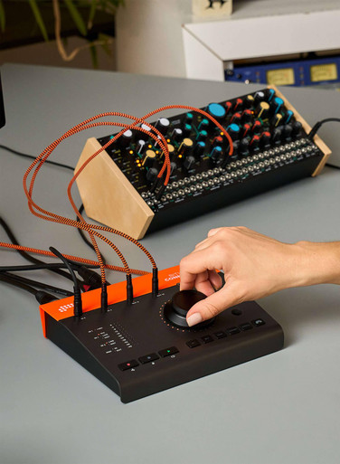 Bitwig Connect 4/12 MIDI & CV enabled Audio Interface