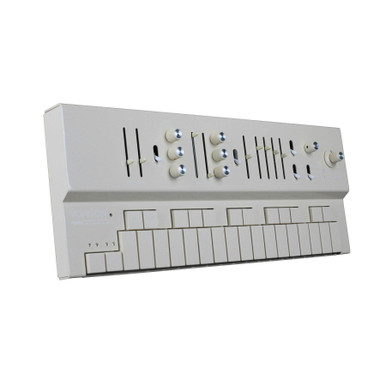 Vongon Replay Polyphonic Synth/Arpeggiator